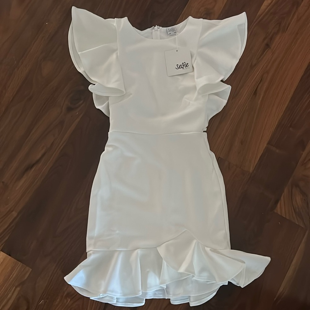 Selfie Leslie White Cupids Bow Ruffle Shoulder Bodycon dress: US small, AU 8